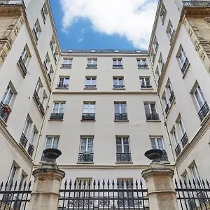 Center Of By Prestige , París Francia